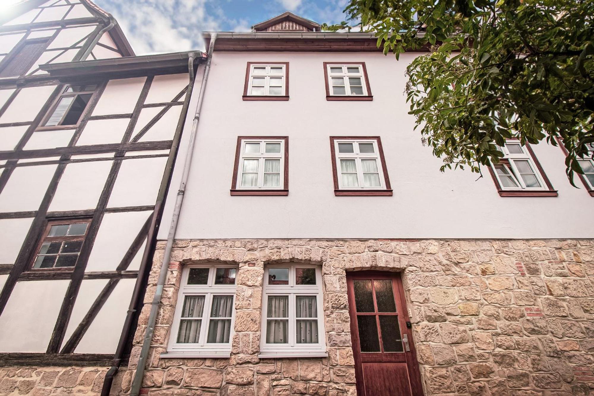 Ferienhaus Im Altstadtgaesschen Mit 3 Badezimmern Quedlinburg Ngoại thất bức ảnh